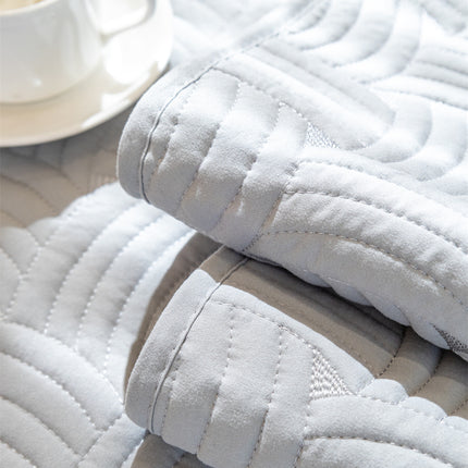 Cover Pure Color Couch Covers Fabric Quilted Embroidery Combination Sofa Slipcovers Anti-slip Sofa Protector