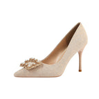 Apricot color (heel height 6.5cm)
