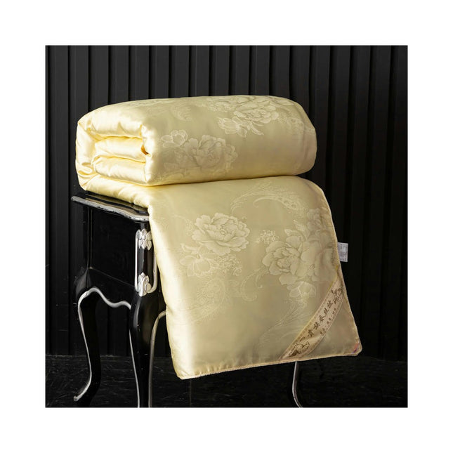 Silk Comforter Soft Silk Quilt Duvet Breathable Lightweight Silk Quilt for Winter Season 1
