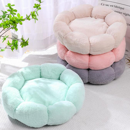 Flower Shape Plush Cat Bed, 2 in1 Versatile Round Pet Mat, Small Cat Dog Bed,Antiskid Bottom