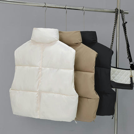 Women's Cropped Puffer Vest Zip Up Sleeveless Jacket Warm Padded Outerwear with Pockets