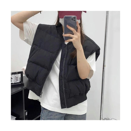 Women's Winter Puffer Vest Zip Up Sleeveless Short Coat with Pockets