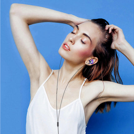 Universal In-ear Metal Shell Mic Headphones Heavy Bass Wired Control Earphones -Black