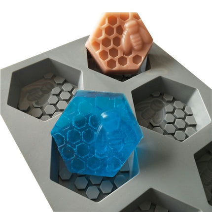 3D Bee Ice Silicone Tray - for Refrigerator Whiskey Cocktails & Scotch