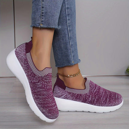 Women's Slip-On Walking Shoes, Breathable Mesh Lightweight Comfortable Sneakers for Daily Wear