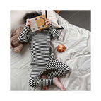 Black white stripe