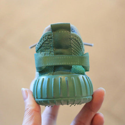 Kids Slip On Sneakers for Girls Tennis Breathable Fashion Sneakers