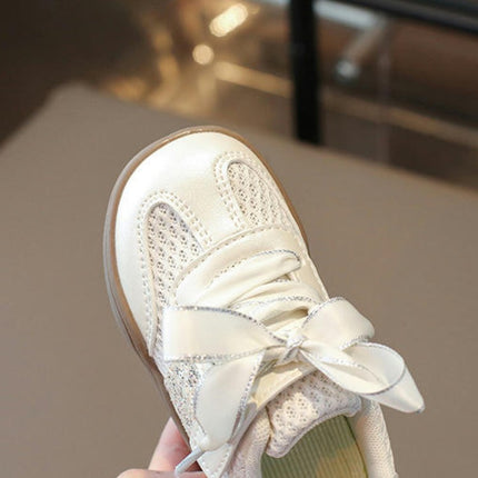 Girls Sneakers Lightweight Casual Walking Faux Leather Sneakers