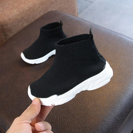 Boys Sneakers Mesh Lightweight Easy Walk Casual Running Sneakers