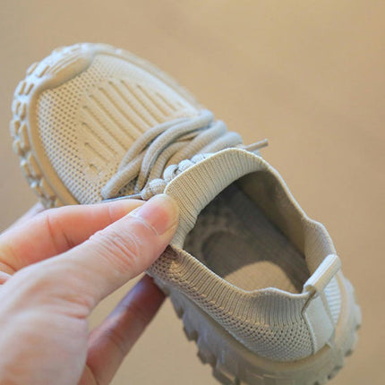 Kids Sneakers for Boys Lightweight Breathable Walking Sneaker