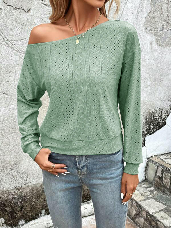 Long Sleeve Tunic Tops for Women Casual Boat Neck Off Shoulder Shirts Eyelet Blouse