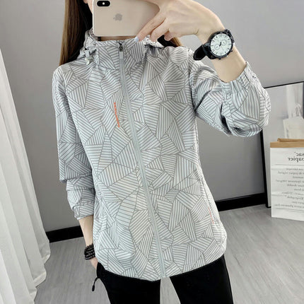 Women's Outdoor Waterproof Rain Jacket Softshell with Hooded Lightweight Windbreaker for Hiking