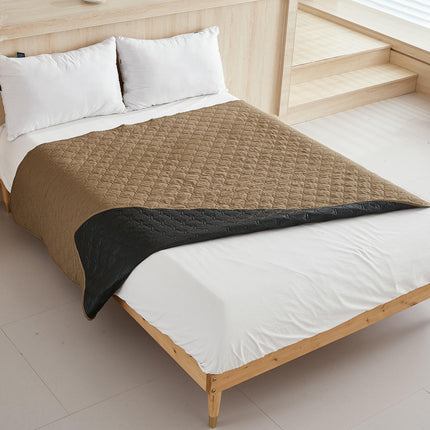 Pet Four Seasons Waterproof Non-slip Mattress Sofa Bed Furniture Protector
