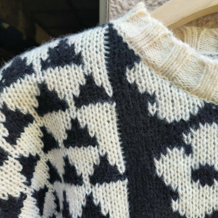 Women's Autumn and Winter Jacquard Pullover Round Neck Lazy Large Size Knitted Sweater