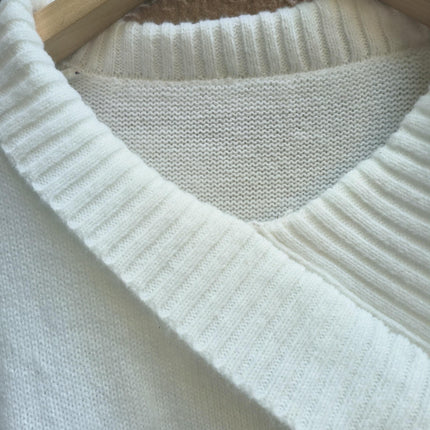 Women's Elegant Pullover Long Sleeve Crossover V Neck Button Knit Sweater