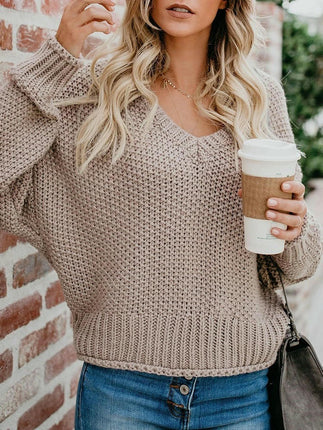 Women's Long Sleeve Knitted Sweater Loose V-Neck Bat Sleeve Sweater Top