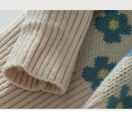 Women's V-neck Floral Jacquard Pullover Sweater Casual Long-sleeved Knitted Top