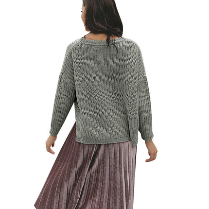 Women's Solid Color Crewneck Sweater - Long Sleeve Slit Button Decorated Sweater