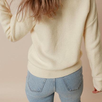 Round Neck Long Sleeve Knitted Top Women Fashion Floral Embroidery Sweater