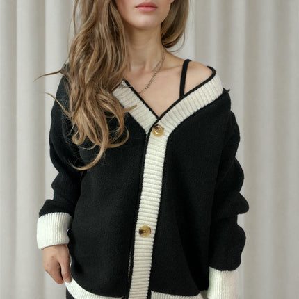 Women's Winter Retro Knitted Cardigan Top - V-Neck Contrast Color Sweater Jacket