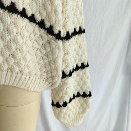 Women's Vintage Knitted Heart Striped Sweater Round Neck Lantern Sleeve Top
