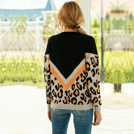 Women's Round Neck Long Sleeve Knitted Sweater - Leopard Print Pullover
