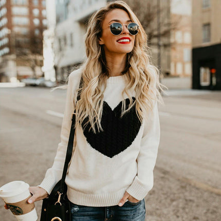 Women's Long-Sleeved Round-Neck Sweater Fashionable Pullover Twist Heart Sweater