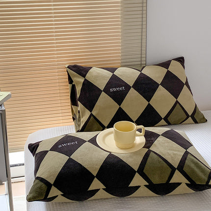 Pillowcases Coral Velvet Milk Flannel Pillowcases Winter Pillowcases Solid Color Fluffy Pillow Cushion