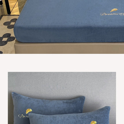 Drap-housse King Size, drap de lit en peluche polaire, housse de protection de matelas, poche profonde, drap de dessous chaud et pelucheux (taies d'oreiller incluses)