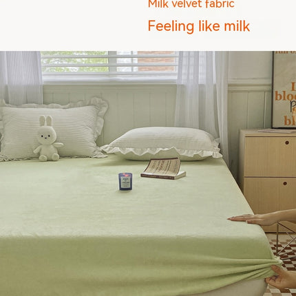 Soft Cozy Coral Plush Pull-On Fitted Sheet Non-Slip Deep Pocket Cozy Warm Plush Pull-On Fitted Sheet