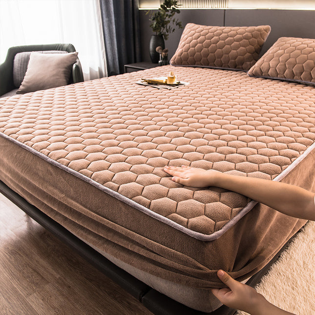 Milk Fleece Fitted Sheet Mattress Protector, Soft And Breathable Thickened With Elastic Deep Bed Cover