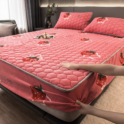 Queen Size Milk Fleece Fitted Sheet Mattress Protector, Soft And Breathable Thickened With Elastic Deep Bed Cover