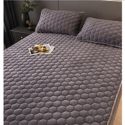 Queen Size Milk Fleece Fitted Sheet Mattress Protector, Soft And Breathable Thickened With Elastic Deep Bed Cover