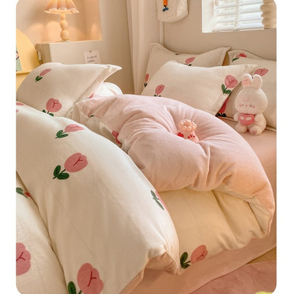 Parure de lit douce quatre pièces, en velours de lait épais et polaire corail, comprenant drap, taie d'oreiller et housse de couette