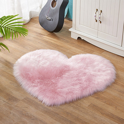Tapis moelleux en forme de cœur - Tapis de chambre en peluche en fausse laine - Tapis de chambre doux et antidérapant - Convient pour la maison, le salon, le canapé, la chambre à coucher