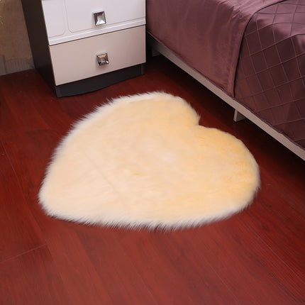Tapis super doux en fausse fourrure en forme d'amour, tapis pelucheux en peau de mouton, pour chambre d'enfant, salon, chambre à coucher, tapis à poils longs