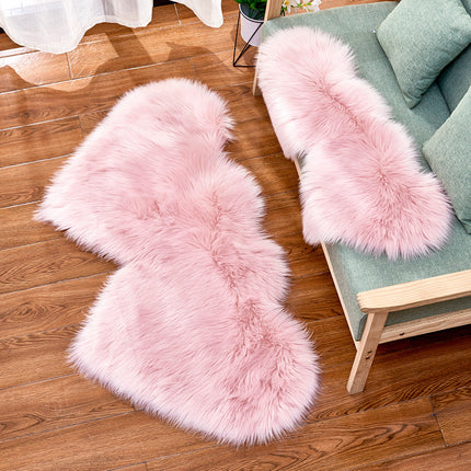 Double Heart Shaped Faux Fur Rug, Soft Artificial Sheepskin Fluffy Floor Carpet for Home Living Room Bedroom Sofa Shaggy Area Rugs