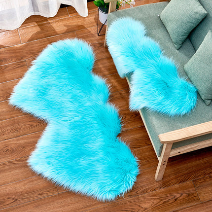 Double Heart Shaped Faux Fur Rug, Soft Artificial Sheepskin Fluffy Floor Carpet for Home Living Room Bedroom Sofa Shaggy Area Rugs