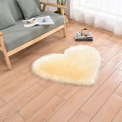 Heart Shaped Faux Sheepskin Rug Fluffy Shaggy Rug Area Mats Rugs Bedroom Sofa Den Decorative Floor Rugs
