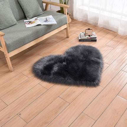 Heart Shaped Faux Sheepskin Rug Soft  Pile Fluffy Shaggy Rug Area Mats Rugs Bedroom Sofa Den Decorative Floor Rugs
