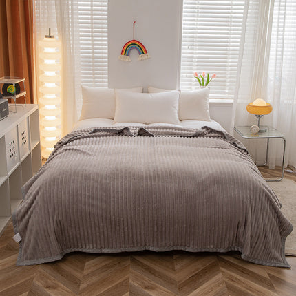Couverture en peluche, couverture chaude et confortable à rayures de couleur unie, couverture en peluche moelleuse pour lit, canapé et chaise rembourrée
