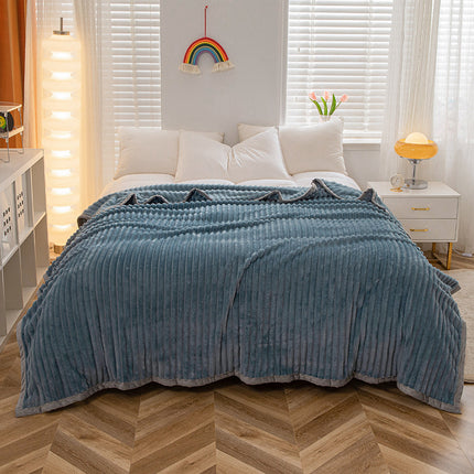 Couverture en peluche, couverture chaude et confortable à rayures de couleur unie, couverture en peluche moelleuse pour lit, canapé et chaise rembourrée